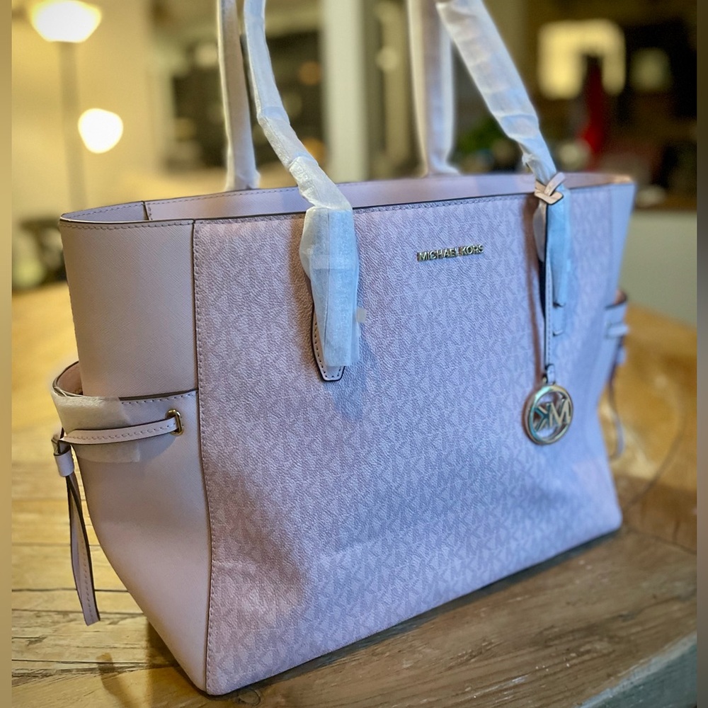 Brand New Light Pink Michael Kors Bag - Picture 2 of 3